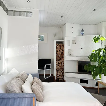 Villa Aurora Riverside By Booklapland *