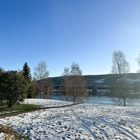 Aurora Riverside By Booklapland