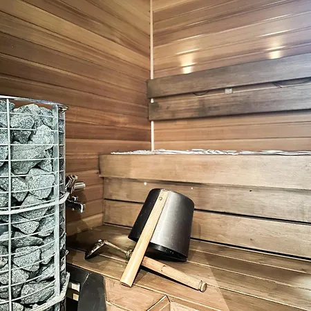 Aurora Riverside By Booklapland * Rovaniemi