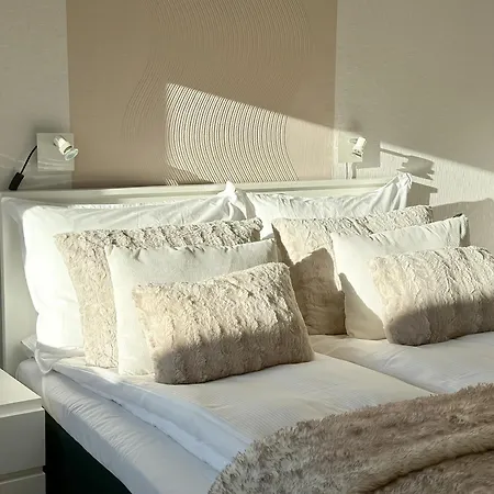 Aurora Riverside By Booklapland * Rovaniemi