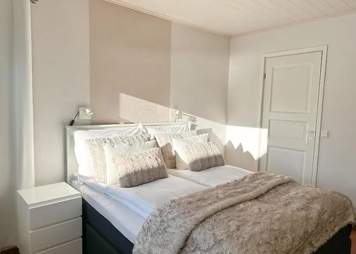 Aurora Riverside By Booklapland