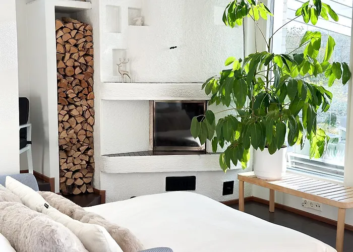 Willa Aurora Riverside By Booklapland